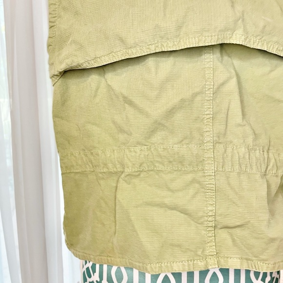 Madewell Green Utility Vest - Picture 5 of 11